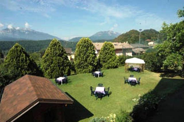 Albergo Al Salus Levico Terme Extérieur photo