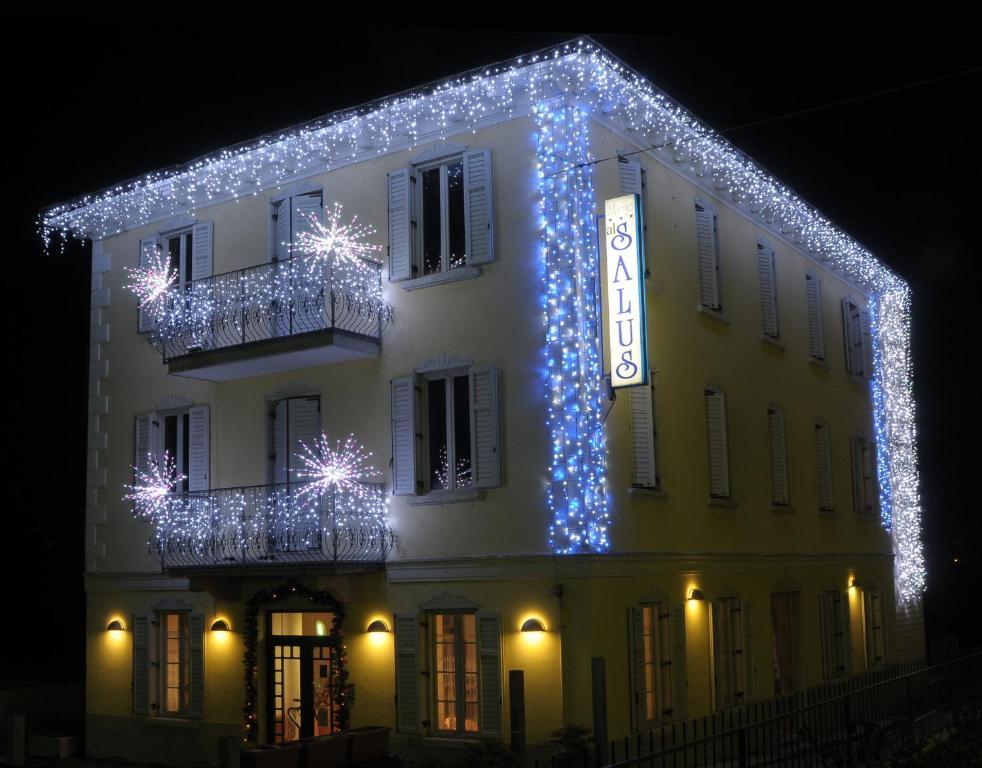 Albergo Al Salus Levico Terme Extérieur photo